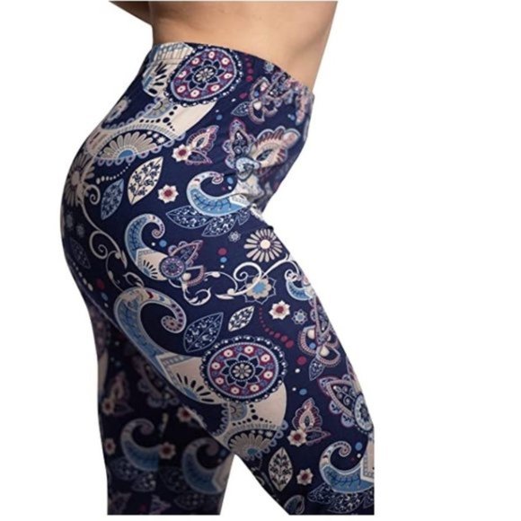 COMFY LEGGINGS Women's Capri Length Buttery Soft Yoga Workout - Picture 2 of 8